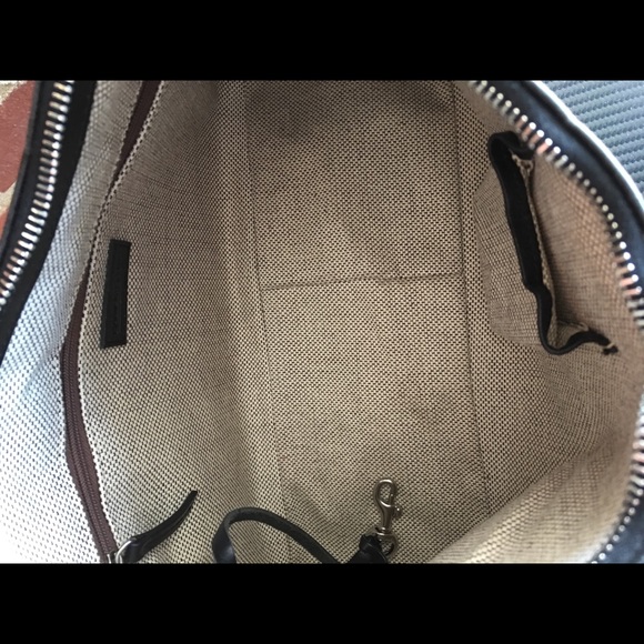 Dooney & Bourke Handbag - Picture 4 of 6